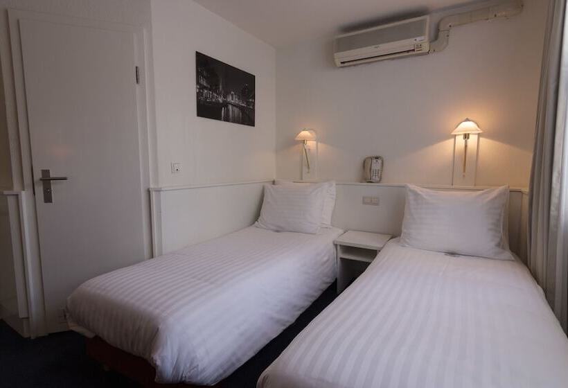 חדר סטנדרט, Multatuli