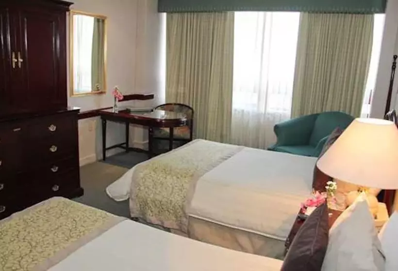 デラックスルーム, Pedregal Palace