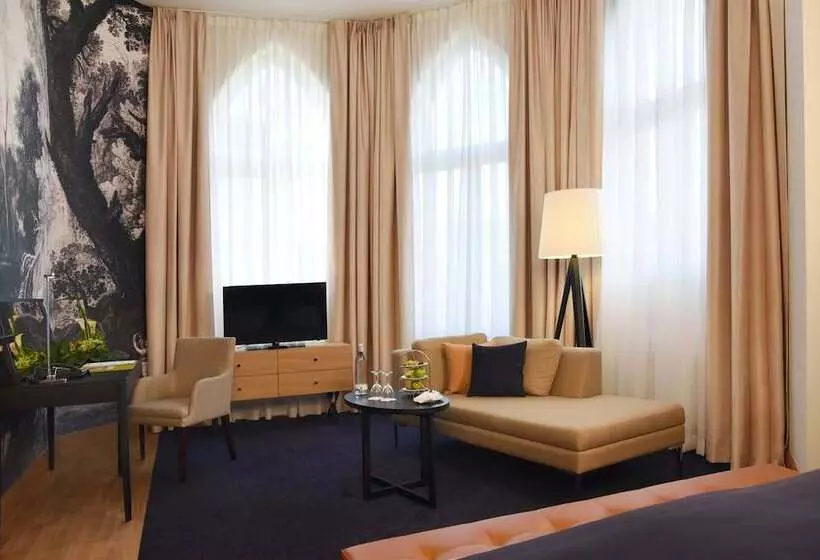 ジュニアスイート, Steigenberger Hotel Bad Homburg