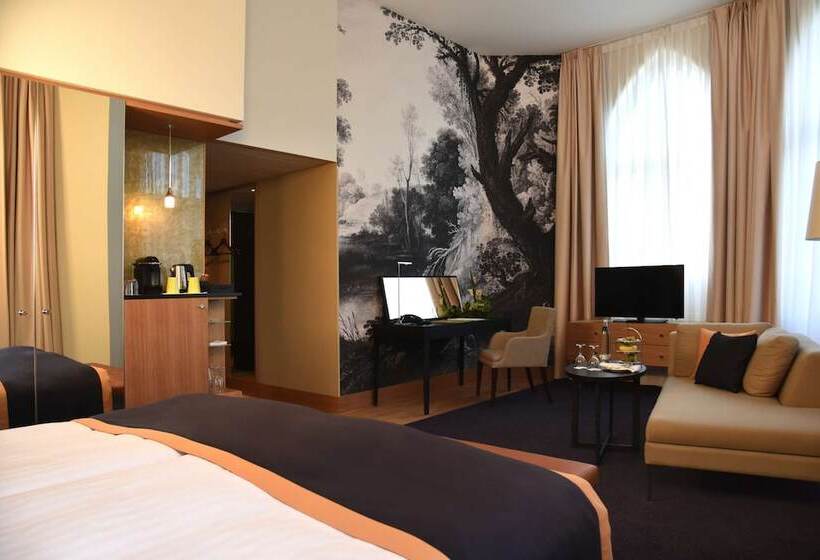 小型套房, Steigenberger Hotel Bad Homburg