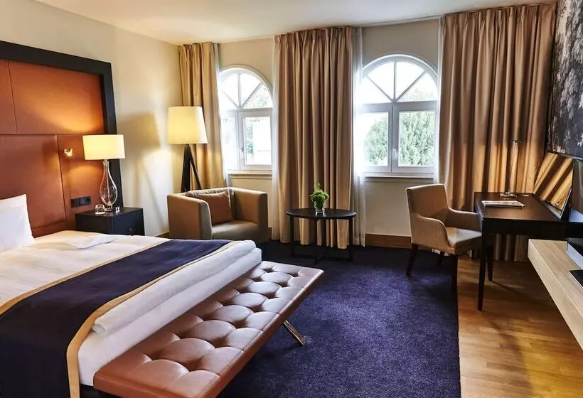 スーペリアールーム, Steigenberger Hotel Bad Homburg