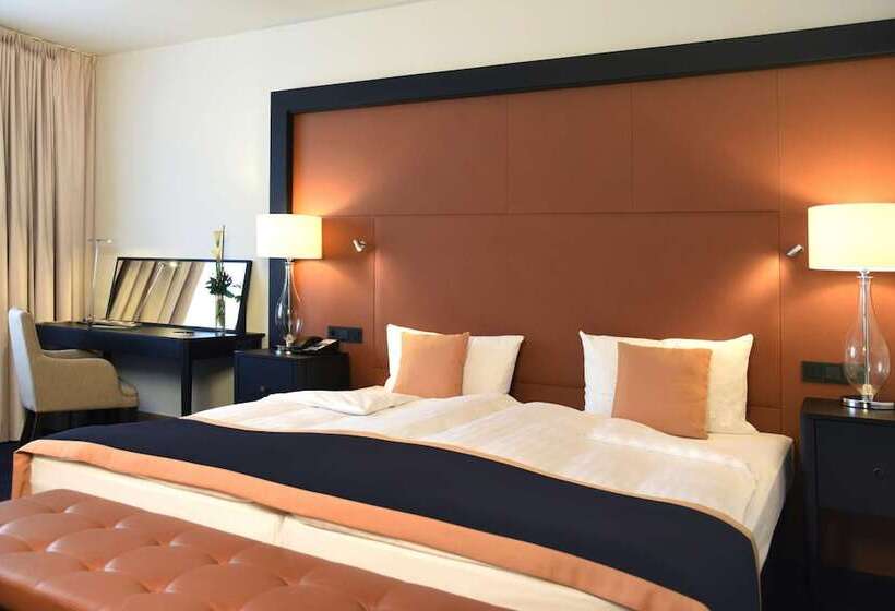 高级大房间, Steigenberger Hotel Bad Homburg