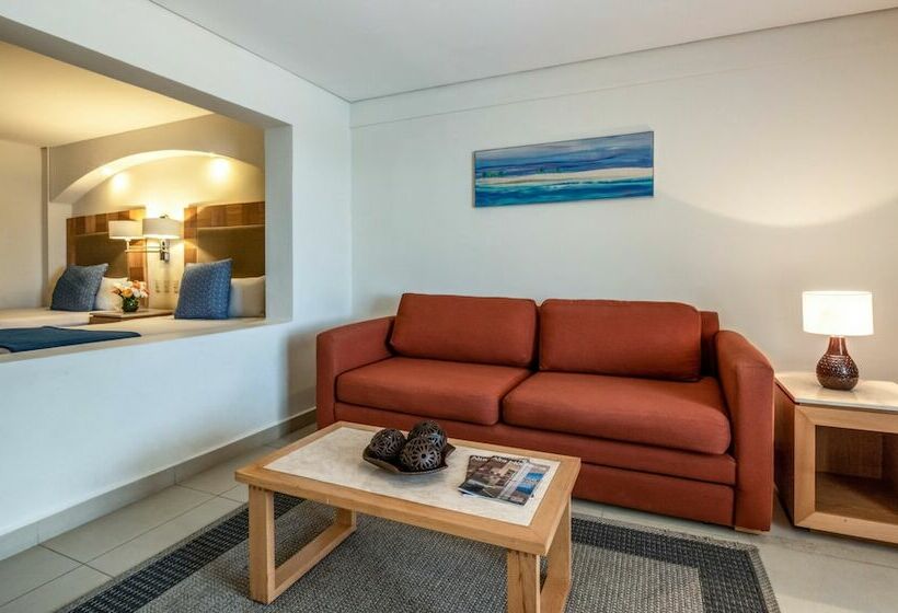 로얄 스위트, Park Royal Beach Huatulco All Inclusive