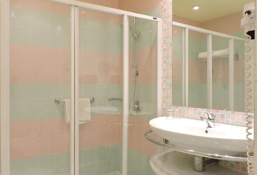 اتاق استاندارد با چشمانداز دریا, Time Coral Nuweiba Resort