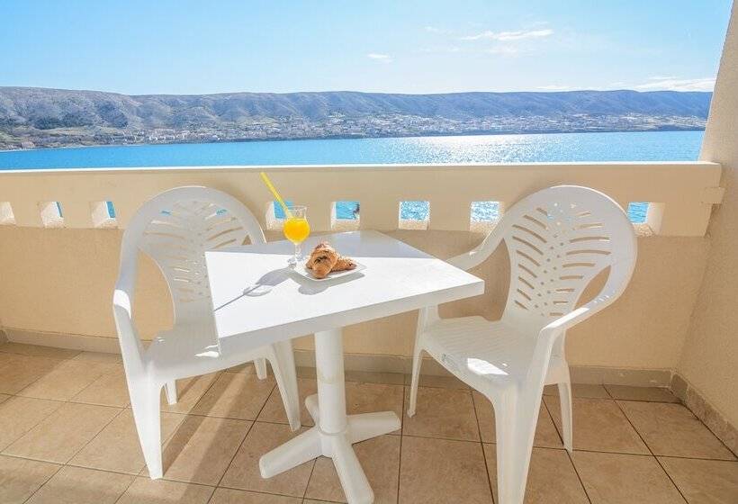 اتاق سوپریور با چشم‌انداز دریا و بالکن, Family Hotel Pagus   All Inclusive