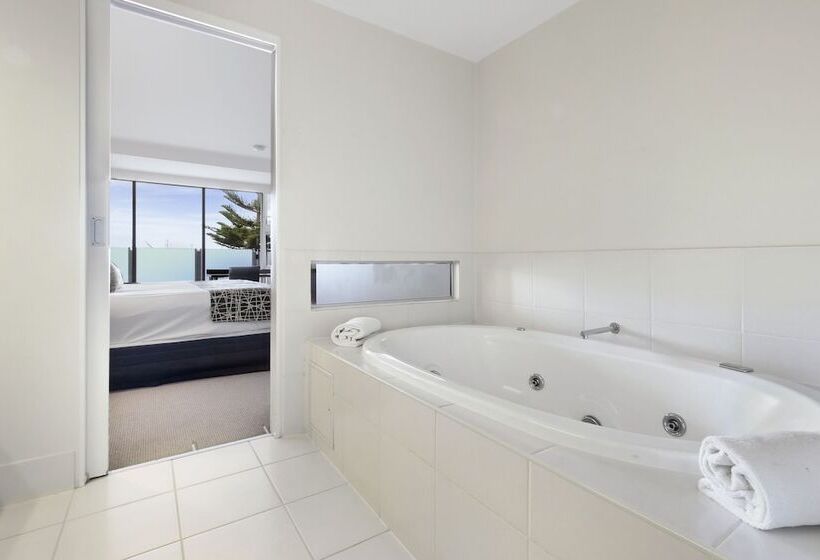 이그제큐티브 스위트, Bellevue On The Lakes