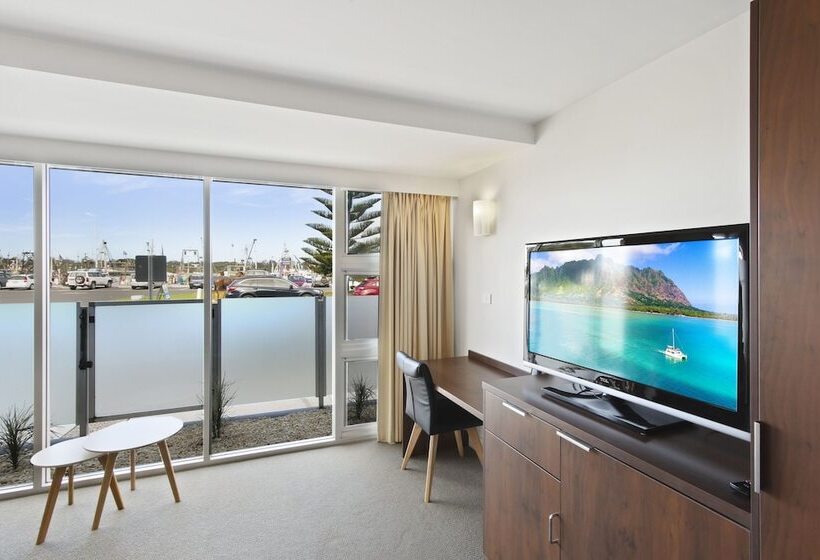 이그제큐티브 스위트, Bellevue On The Lakes