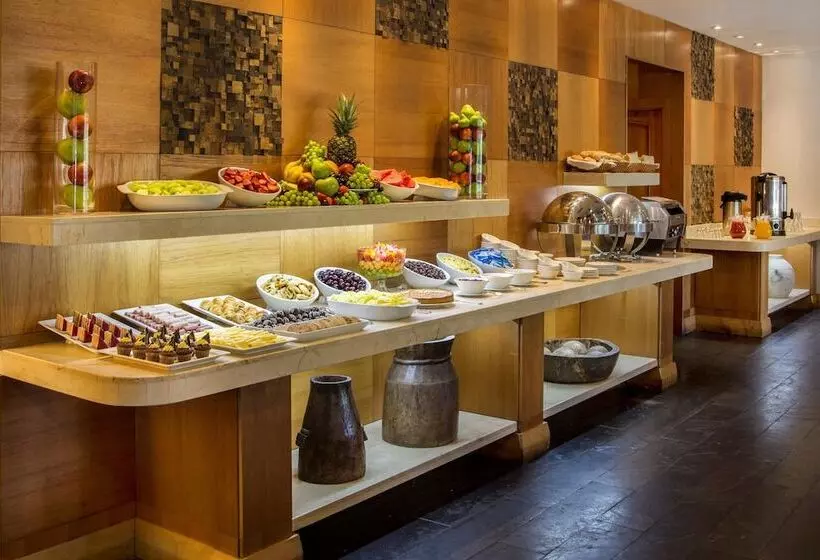 سوییت جونیور, Best Western Marina Del Rey
