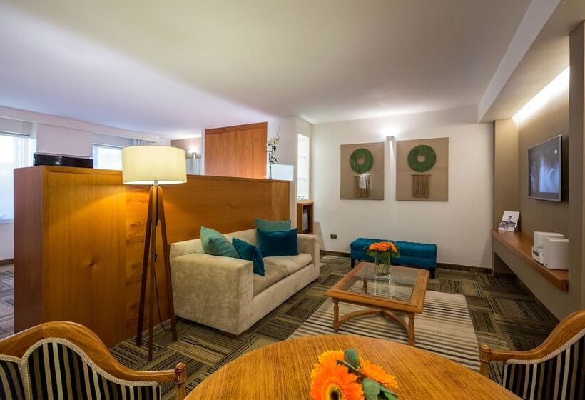 ジュニアスイート, Best Western Marina Del Rey