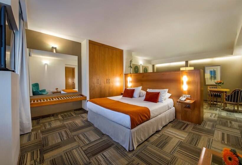 سوییت جونیور, Best Western Marina Del Rey