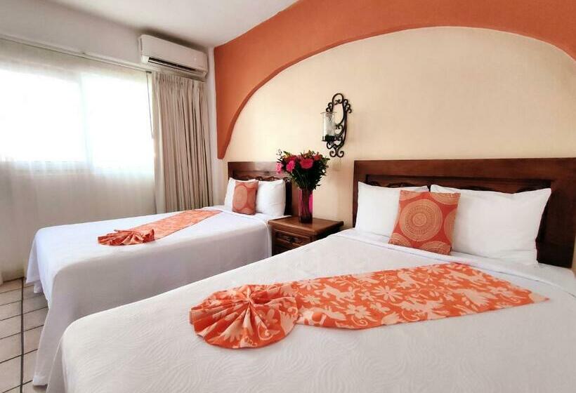 غرفه قياسيه سريرين مزدوجين, El Pescador