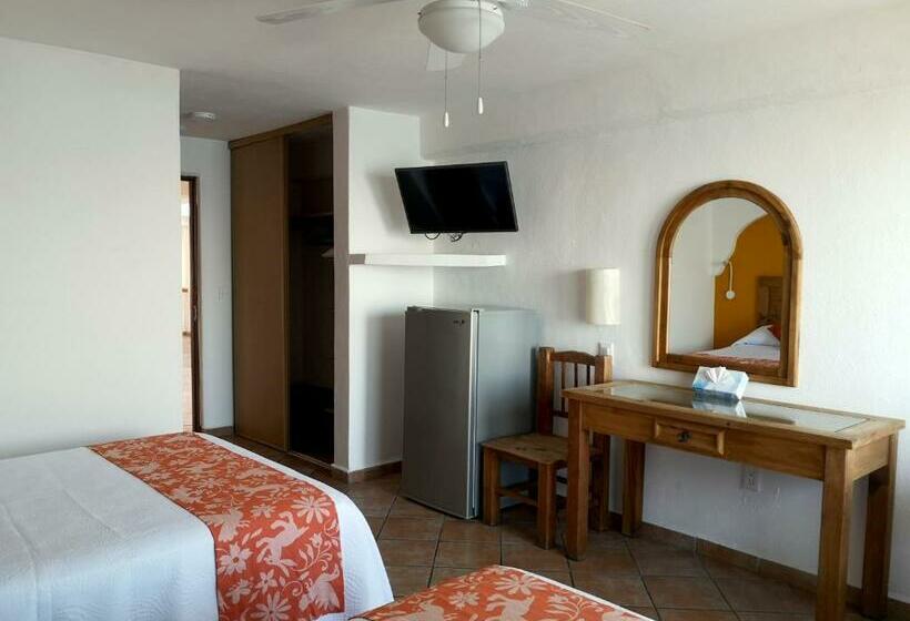 غرفه قياسيه سريرين مزدوجين, El Pescador