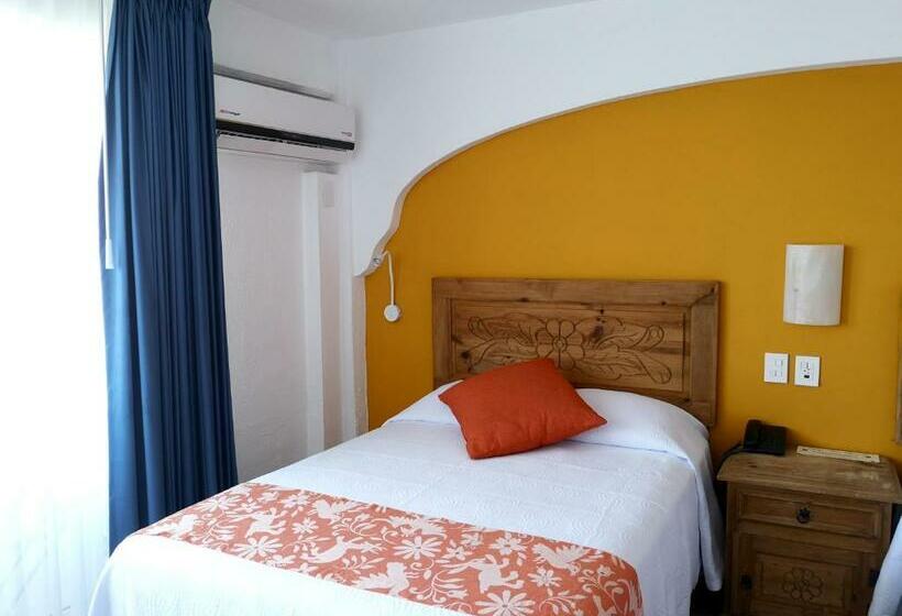 غرفه قياسيه سريرين مزدوجين, El Pescador