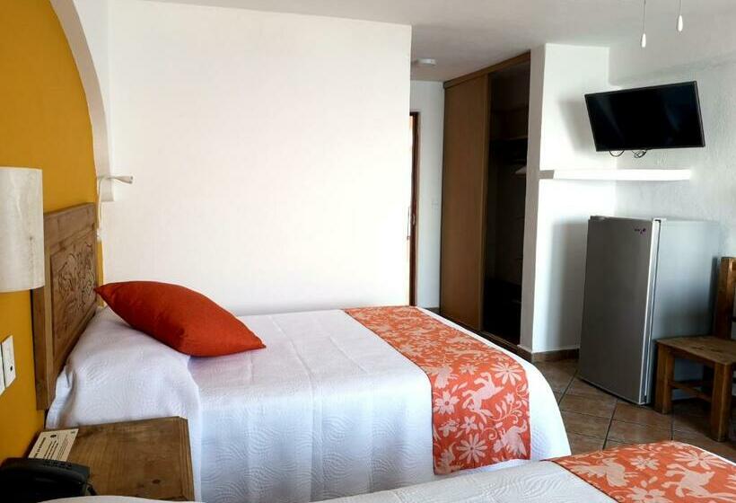 غرفه قياسيه سريرين مزدوجين, El Pescador