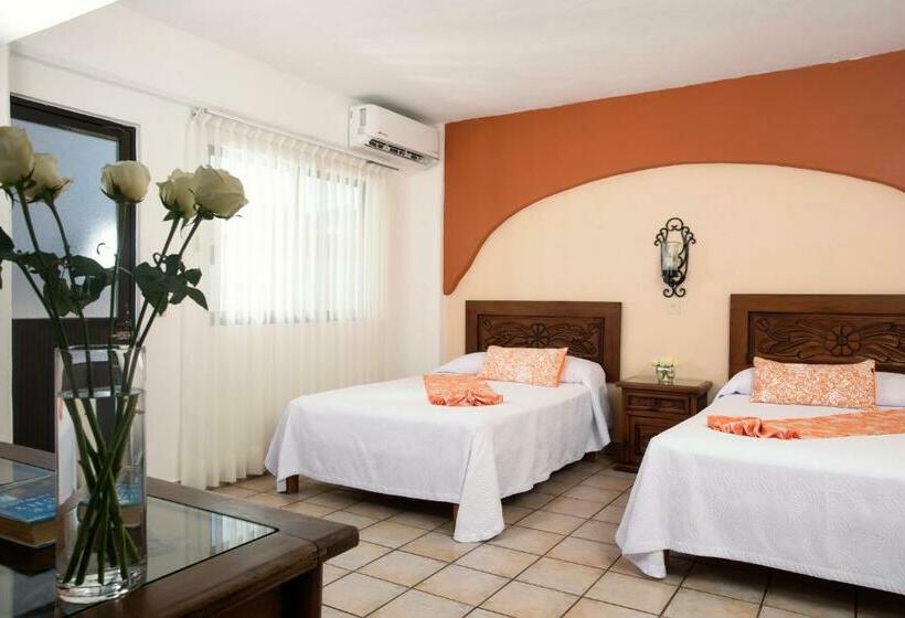 غرفه قياسيه سريرين مزدوجين, El Pescador