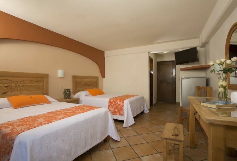 غرفه قياسيه سريرين مزدوجين, El Pescador