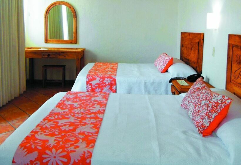 غرفه قياسيه سريرين مزدوجين, El Pescador