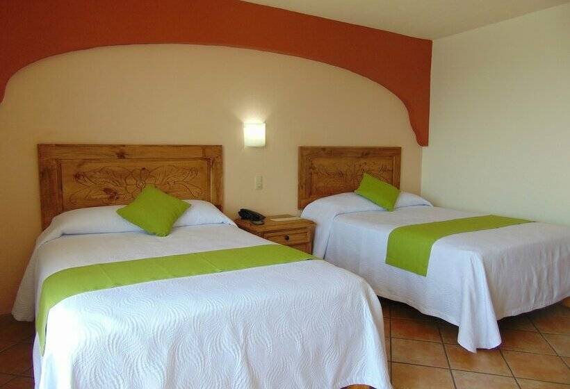 غرفه قياسيه سريرين مزدوجين, El Pescador