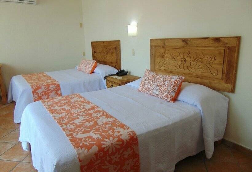 غرفه قياسيه سريرين مزدوجين, El Pescador