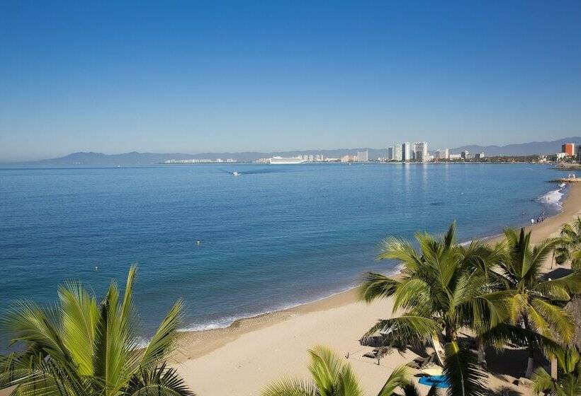 غرفه قياسيه سريرين مزدوجين, El Pescador