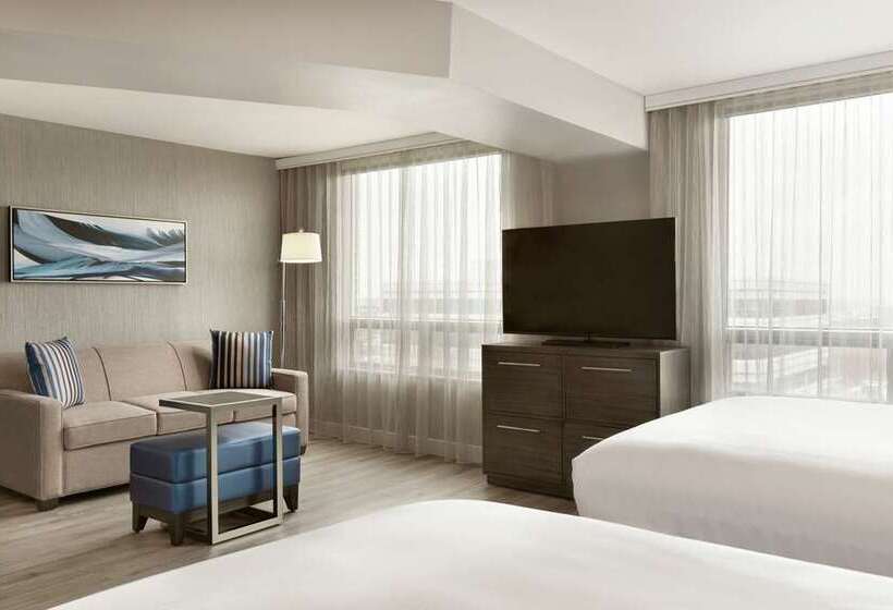 标准工作室, Embassy Suites By Hilton Montreal Airport