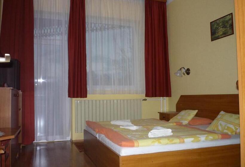 غرفة قياسية, Hableány