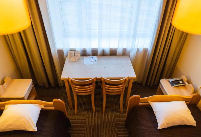 اتاق کلاسیک, Liva