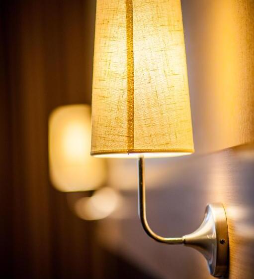 اتاق استاندارد یک نفره, Liva