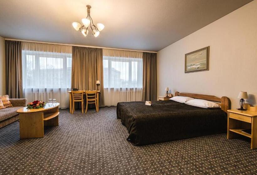 اتاق کلاسیک, Liva