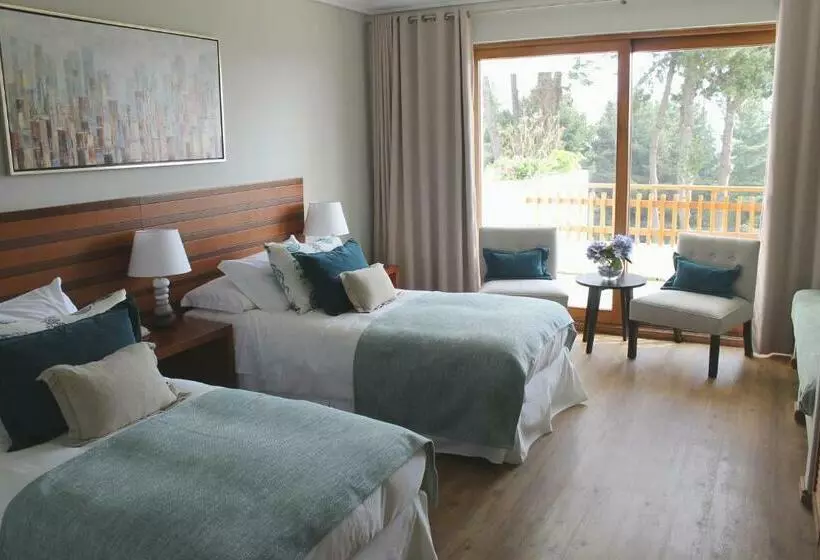 キングサイズベッドのスタンダードルーム, Marbella Resort