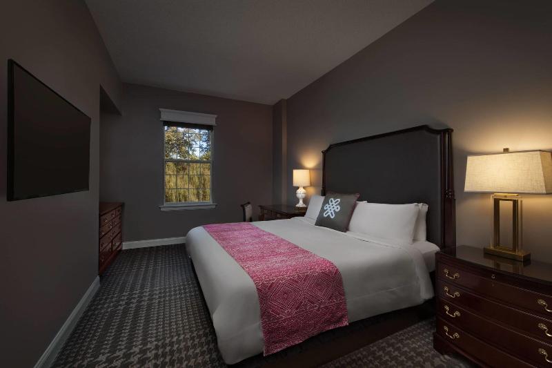 Вилла 2 Спальни, Marriott's Manor Club at Ford's Colony