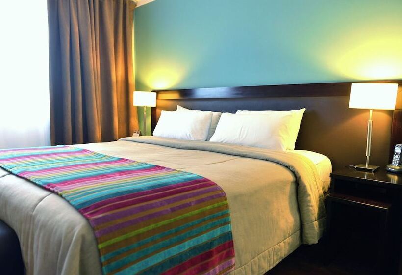 غرفة قياسية سرير مزدوج, Rochester Hotel Classic