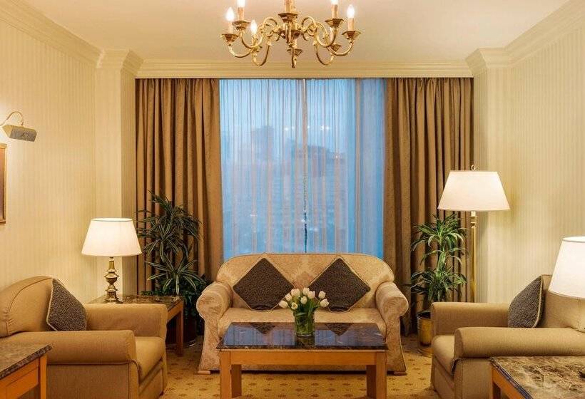 سوییت اجرایی, Sheraton Kuwait, A Luxury Collection Hotel, Kuwait City