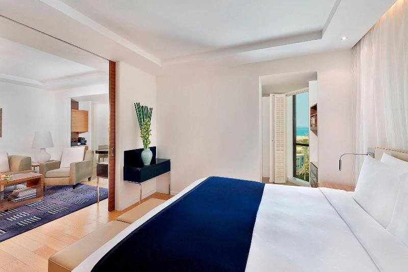 سوئیت کلاب, The Ritzcarlton, Bahrain