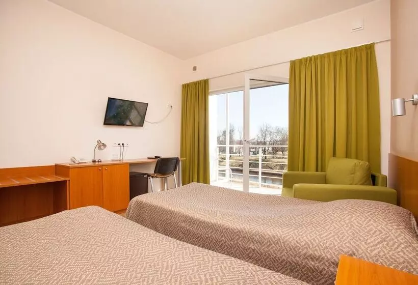 اتاق سوپریور با بالکن, Viiking Spa