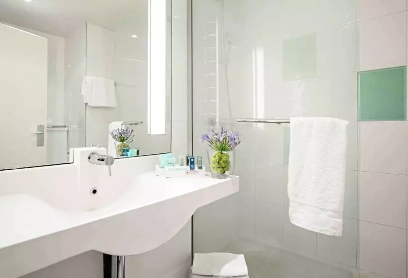 Standard-huone Parivuode, Novotel Genova City