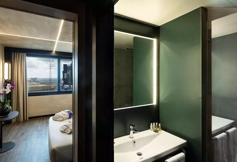 Executive-huone, Novotel Genova City