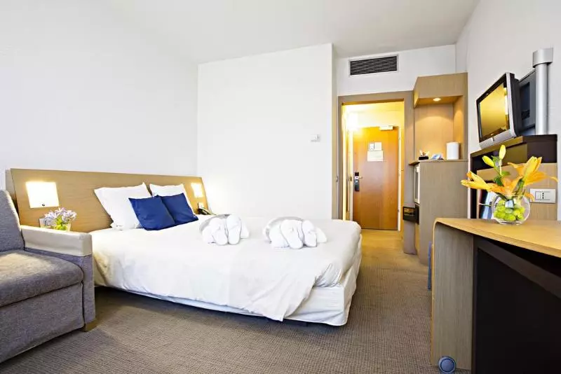 Executive-huone, Novotel Genova City