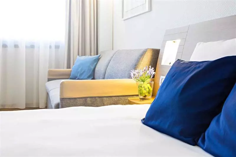 Standard-huone Parivuode, Novotel Genova City