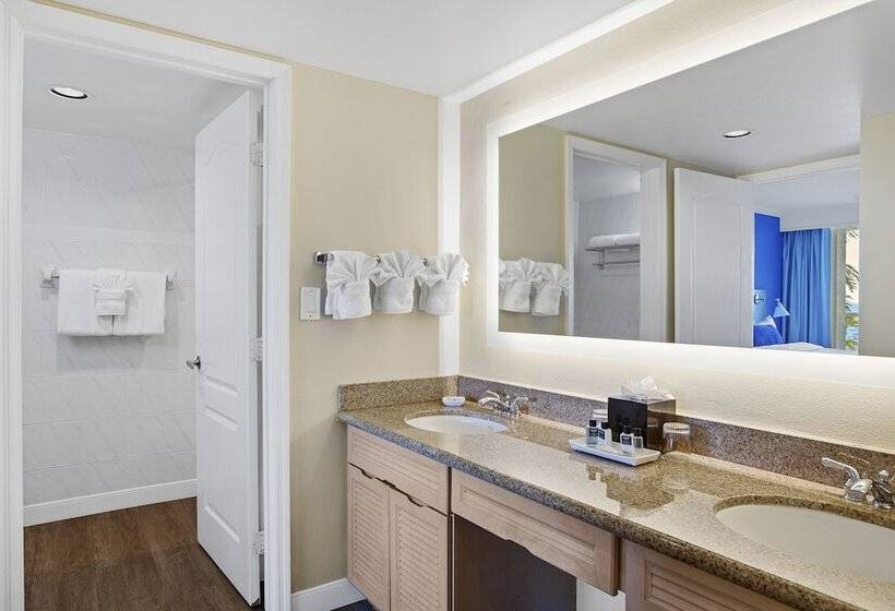 סוויטה מותאמת לאדם עם מוגבלויות, Reefhouse Resort And Marina