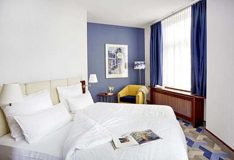 Полулюкс, Seaside Park Hotel Leipzig