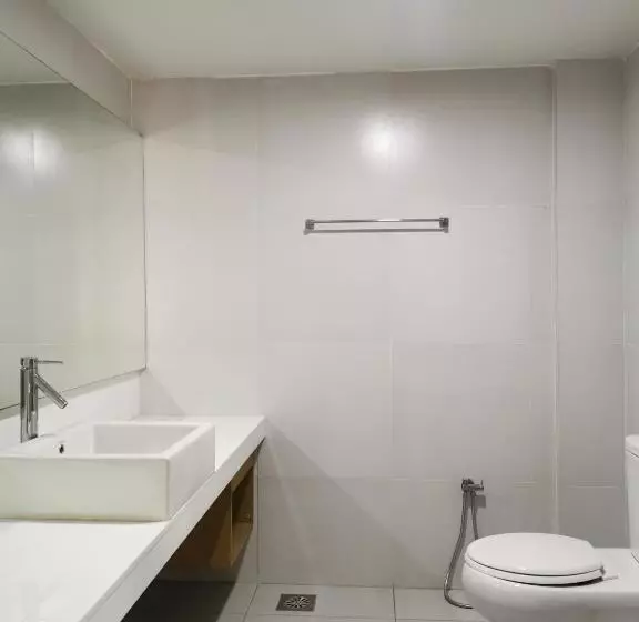 اتاق استاندارد چهار تخته با چشم‌انداز دریا, Century Langkasuka Resort Langkawi