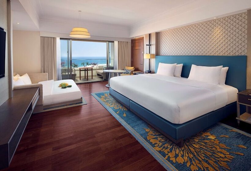 Номер Deluxe Вид на Море, Hilton Bali Resort