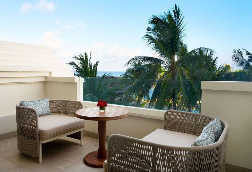 Люкс Вид на Море, Hilton Bali Resort