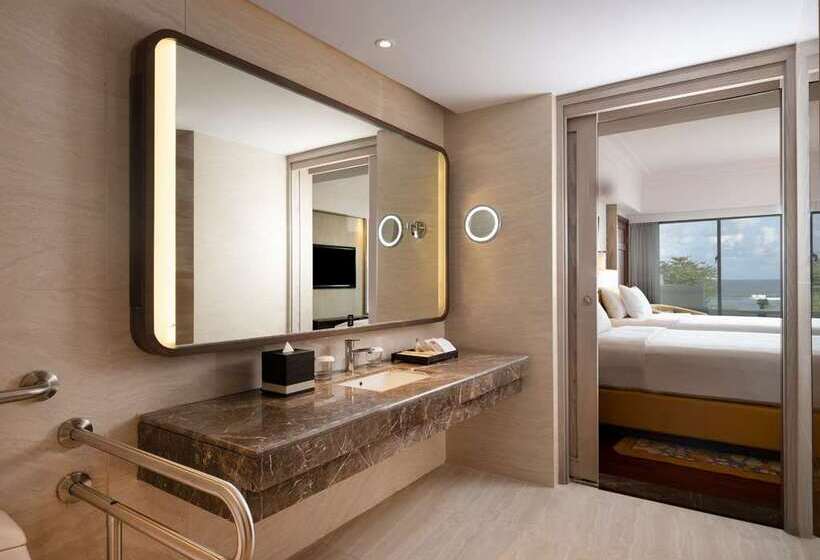 Номер Стандарт Адаптированный для Инвалидов, Hilton Bali Resort