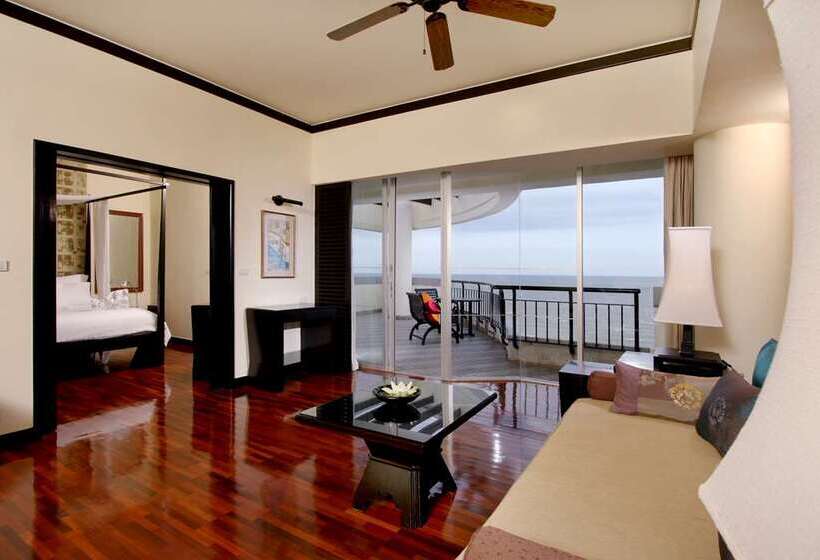 Люкс Кровать Кинг, Hilton Bali Resort