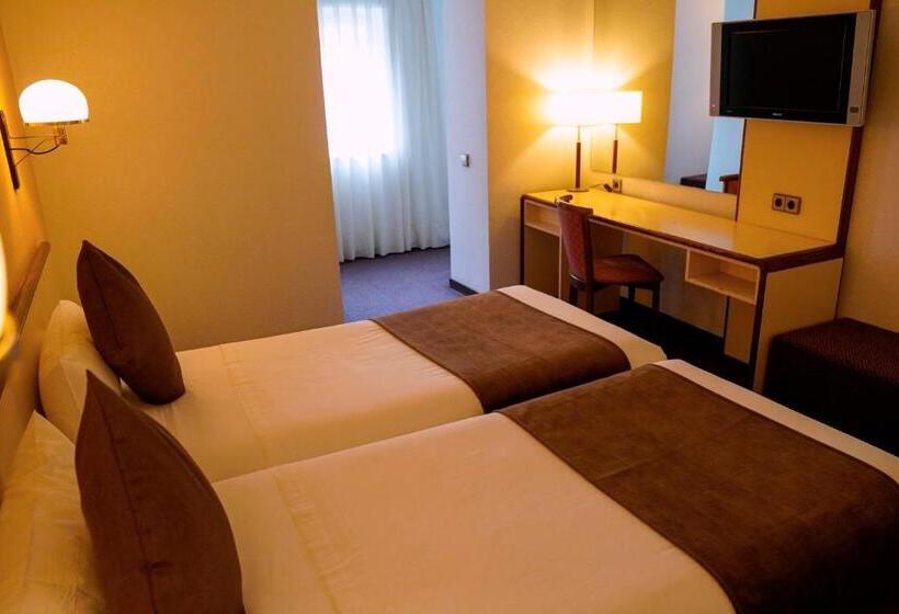 اتاق استاندارد یک نفره, Andorra Palace