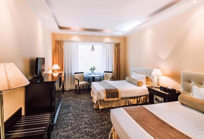 اتاق لوکس, Chinggis Khaan