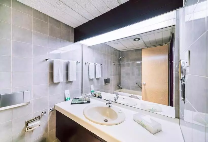 2 Bedroom Suite, Chinggis Khaan