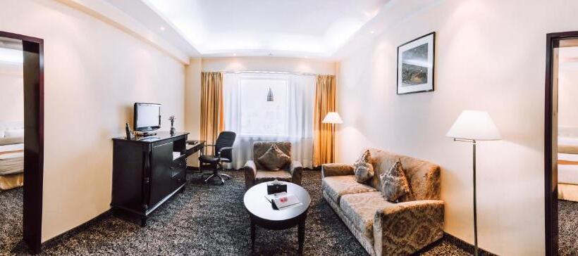 سوئیت 2 خوابه, Chinggis Khaan